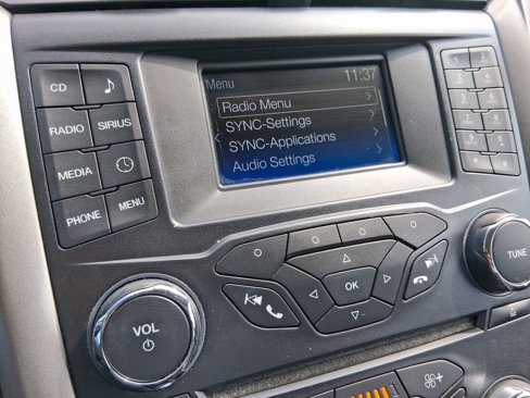Used 2017 Ford Fusion SE w/ Equipment Group 601A image 17