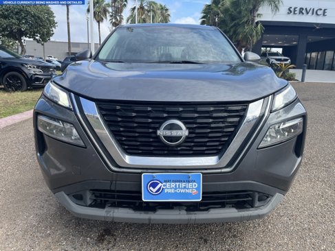 Used 2022 Nissan Rogue SV image 2