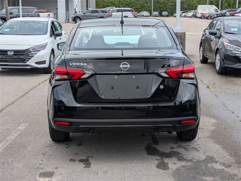 New 2025 Nissan Versa S image 4