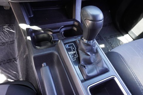 Used 2022 Toyota Tacoma TRD Sport image 18