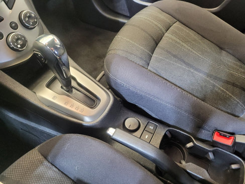Used 2015 Chevrolet Sonic LT image 26