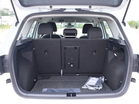 New 2025 Volkswagen Taos S image 9