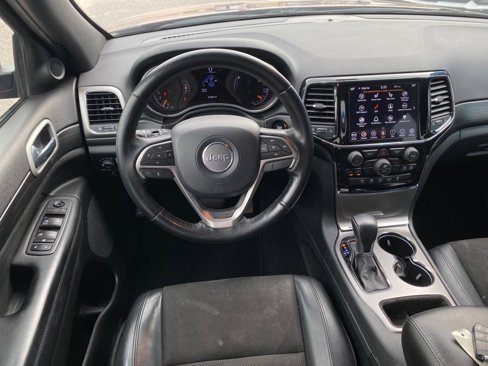 Used 2020 Jeep Grand Cherokee Altitude image 16