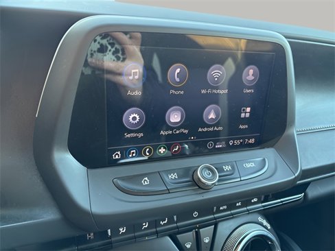 Used 2020 Chevrolet Camaro LT w/ Technology Package image 14