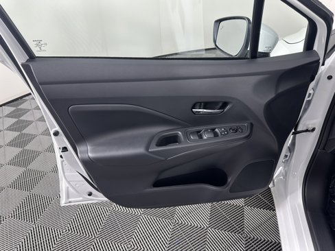 New 2025 Nissan Versa SV w/ Trunk Package image 20