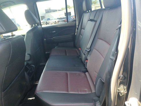 Used 2018 Honda Ridgeline Black Edition image 16