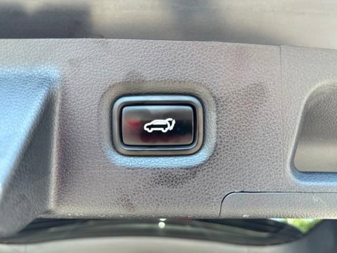 Used 2021 Hyundai Santa Fe SEL w/ Convenience Package image 29