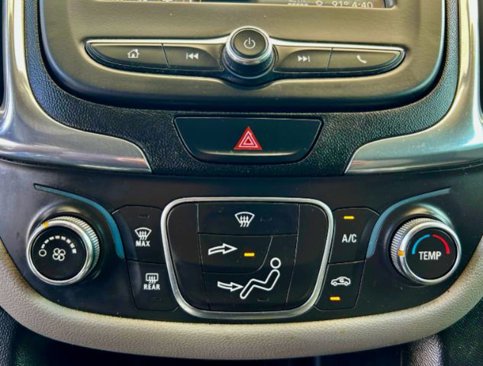 Used 2019 Chevrolet Equinox LT image 9