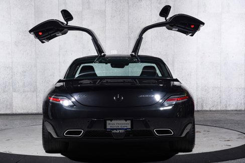 Used 2015 Mercedes-Benz SLS AMG GT Final Edition image 14