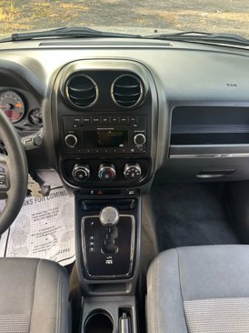 Used 2016 Jeep Patriot Sport image 28