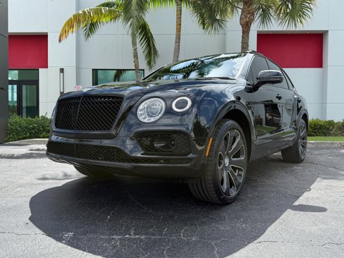 Used 2020 Bentley Bentayga Design Series image 6