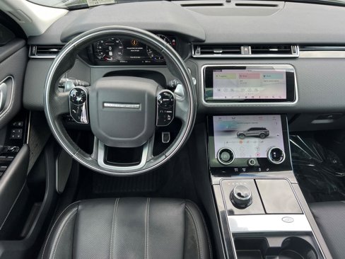 Used 2019 Land Rover Range Rover Velar R-Dynamic SE image 24