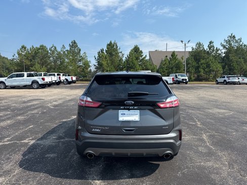 Used 2024 Ford Edge Titanium image 15