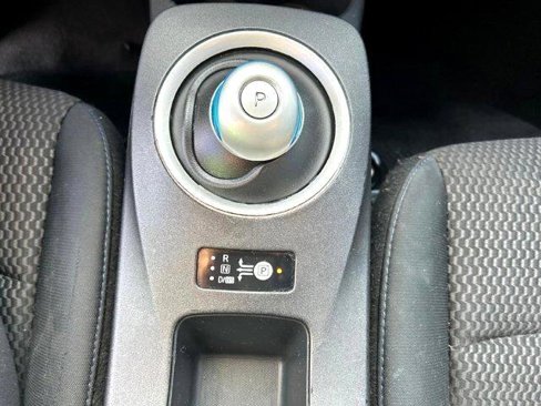 Used 2013 Nissan Leaf S w/ Charger Pkg image 31