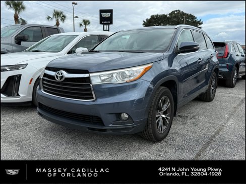 Used 2016 Toyota Highlander XLE image 1