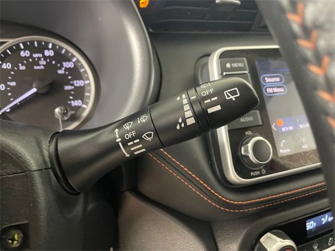 Used 2019 Nissan Kicks SR image 14