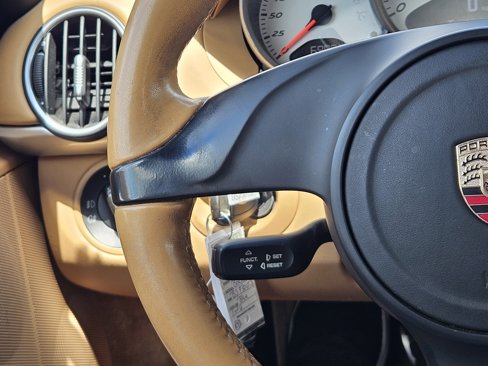 Used 2011 Porsche Boxster S image 36