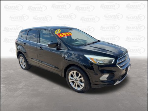 Used 2017 Ford Escape SE image 7