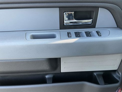 Used 2014 Ford F150 XLT w/ Equipment Group 302A Luxury image 12