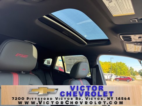 New 2025 Chevrolet Trax LT image 30