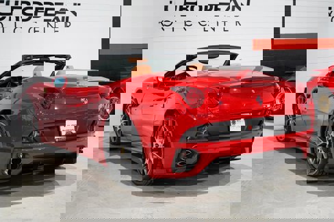 Used 2010 Ferrari California image 38