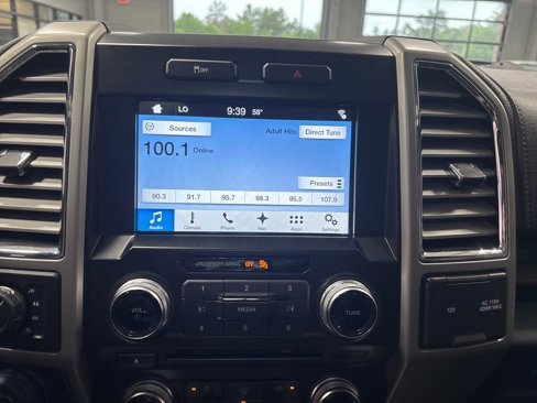Used 2016 Ford F150 Lariat w/ Equipment Group 502A Luxury image 41