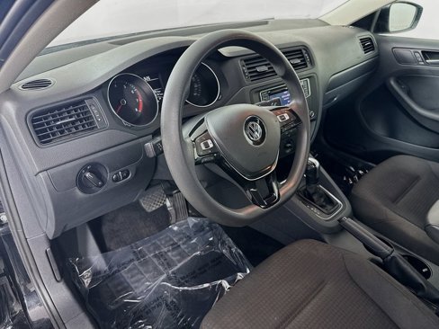 Used 2016 Volkswagen Jetta S image 13