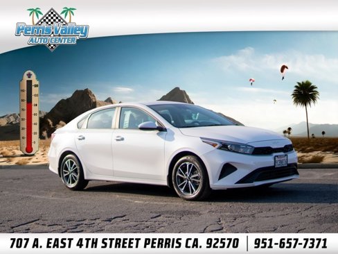 Certified 2022 Kia Forte LXS image 1