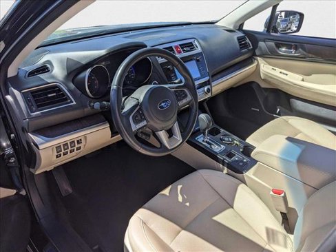 Used 2017 Subaru Outback 2.5i Limited image 10