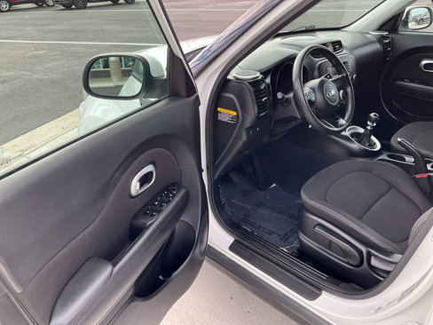 Used 2016 Kia Soul image 14