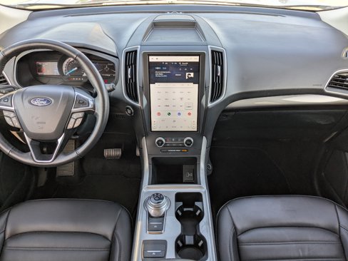 Used 2024 Ford Edge SEL image 16
