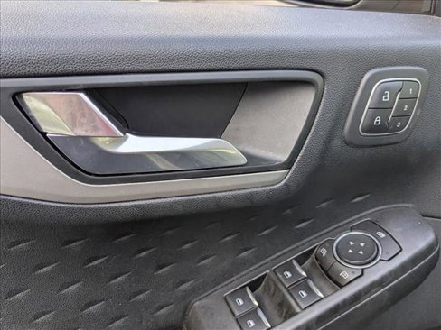 Used 2020 Ford Escape SEL image 25