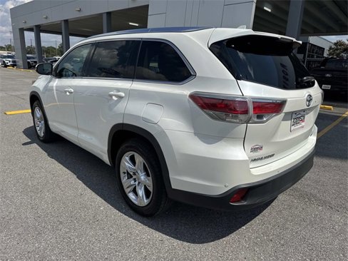 Used 2014 Toyota Highlander Limited image 7