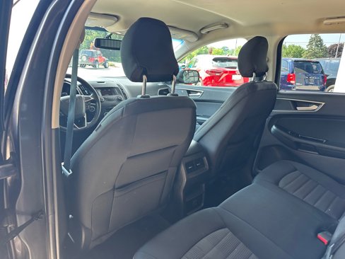 Used 2018 Ford Edge SEL image 11