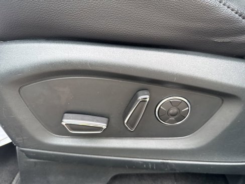 Used 2020 Ford Explorer ST w/ Premium Technology Package image 18
