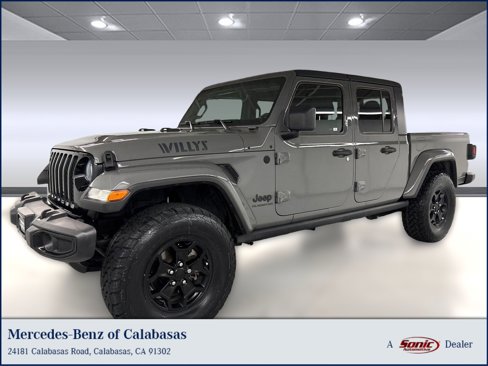 Used 2021 Jeep Gladiator Willys image 1