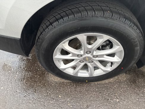 Used 2019 Chevrolet Equinox LT w/ Driver Convenience Package image 28
