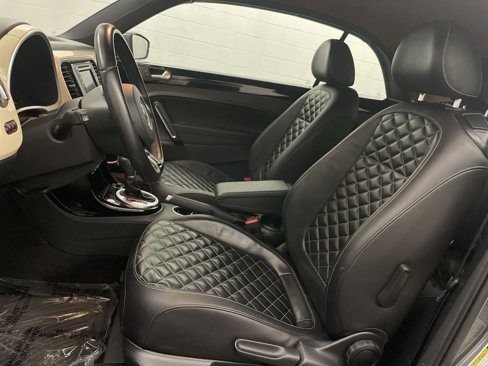 Used 2019 Volkswagen Beetle 2.0T Final Edition SEL image 13