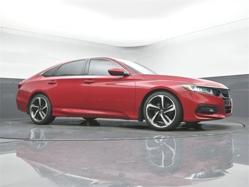 Used 2018 Honda Accord Sport image 9