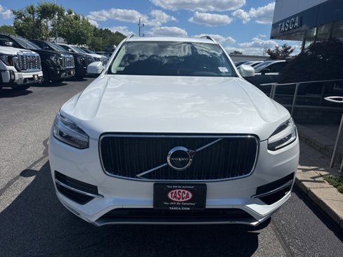 Used 2018 Volvo XC90 T5 Momentum w/ Convenience Package image 2