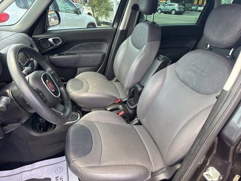 Used 2017 FIAT 500L Lounge image 7