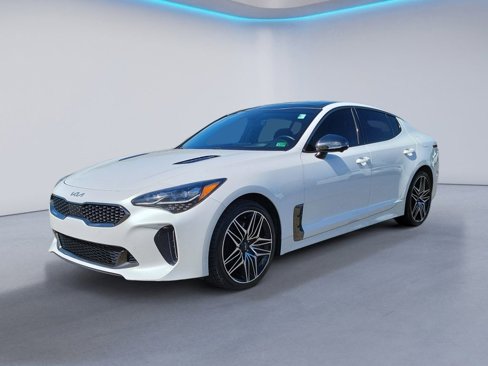 Used 2022 Kia Stinger GT2 image 7