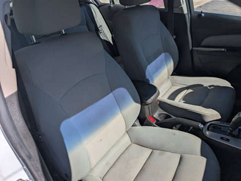 Used 2016 Chevrolet Cruze LT w/ Technology Package image 17