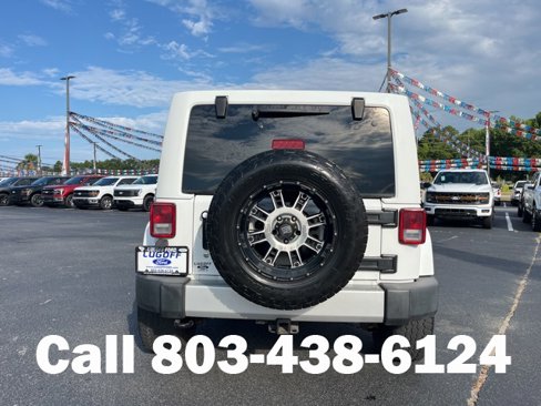 Used 2014 Jeep Wrangler Unlimited Sahara w/ Connectivity Group image 35