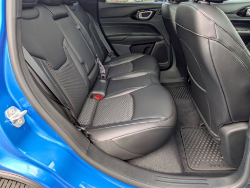 New 2025 Jeep Compass Latitude w/ Sun and Sound Group image 30