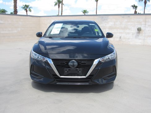 Used 2022 Nissan Sentra SV image 3