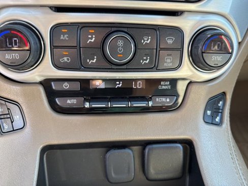 Used 2019 GMC Yukon XL SLT w/ Open Road Package image 40