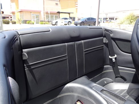 Used 2015 Ferrari California T image 19