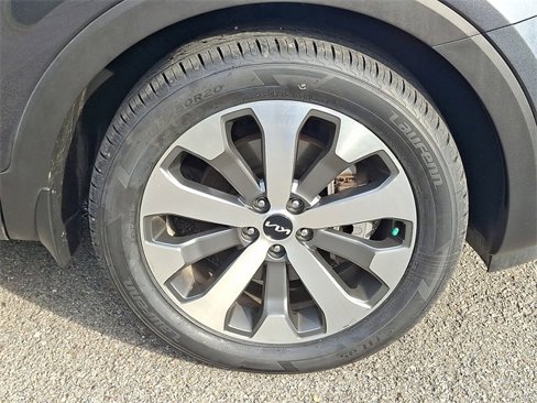 Used 2022 Kia Telluride S image 8