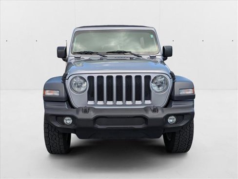 Used 2018 Jeep Wrangler Unlimited Sport S image 2
